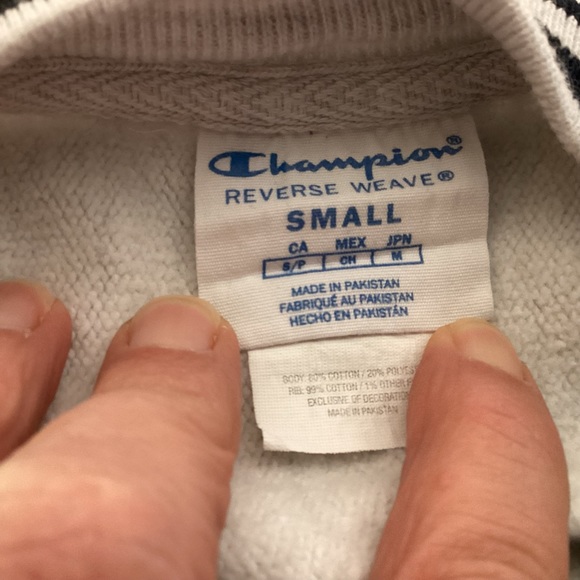 Champion Westminster College Titans Men’s Sweatshirt size small - Picture 6 of 8